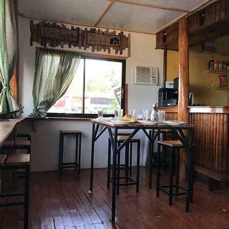 Island Hostel Корон Экстерьер фото